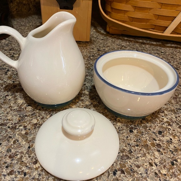Pfaltzgraff sugar bowl and creamer. Ocean breeze - Picture 2 of 2